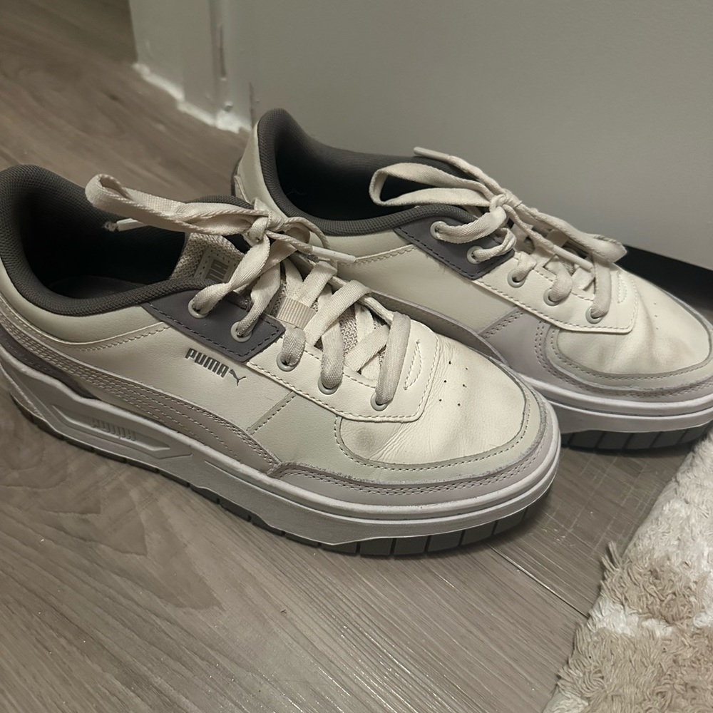 Puma Women's Cream and Gray Sneakers